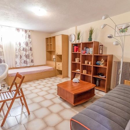 Pine Trees Apartment Preveza Exterior foto